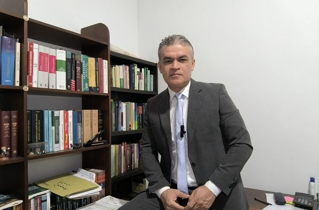 DEFENSA TÉCNICA PARA INGENIEROS ANTE EL COPNIA: PROTEJA SU MATRÍCULA CON ROBLEDO VARGAS ABOGADOS
