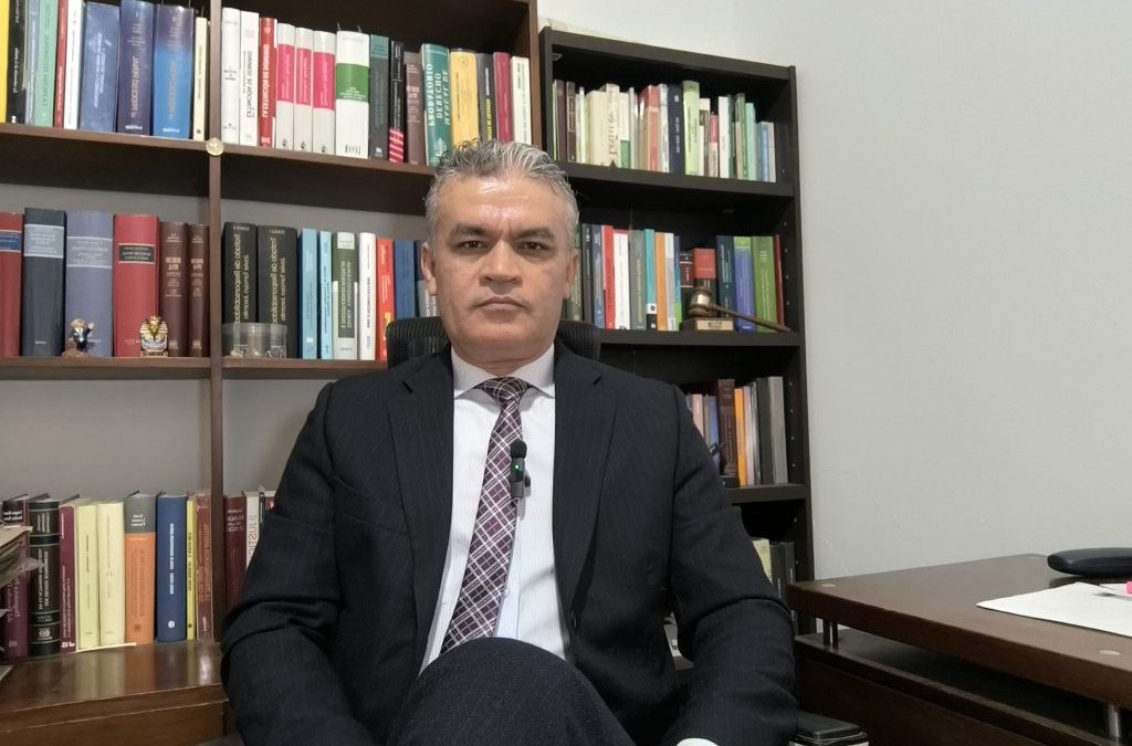 DIFERENCIAS ENTRE LA EXTINCIÓN DE DOMINIO (LEY 1708 DE 2014) Y LA LEY 975 DE 2005 (EXTINCIÓN EN JUSTICIA Y PAZ)